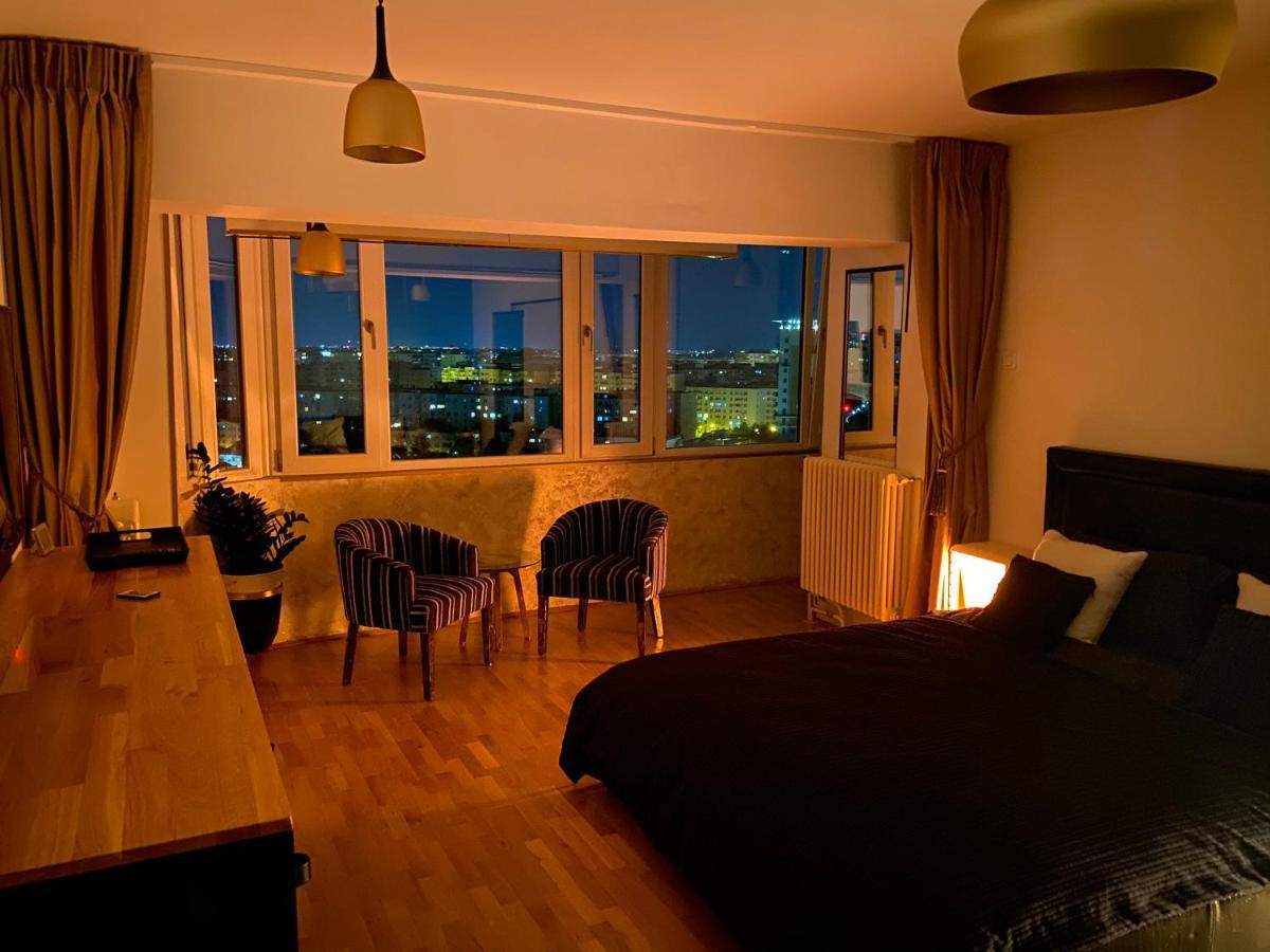 Casa S Piata Alba Iulia Bucharest