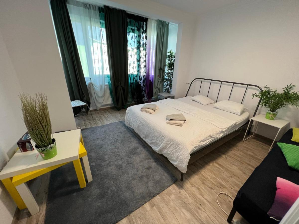 Apartment 124 *