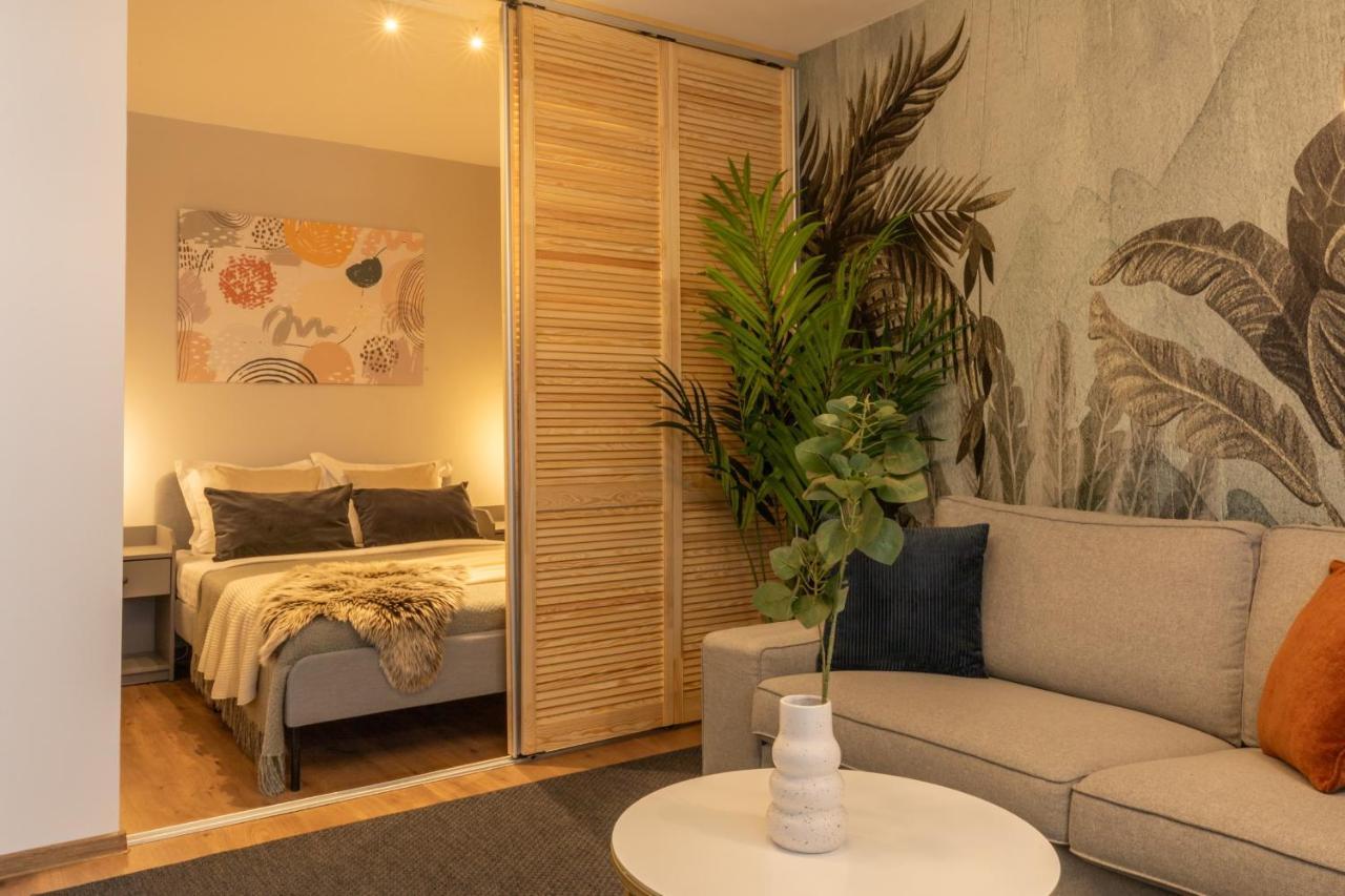 Urban Haven: 2br In Center *