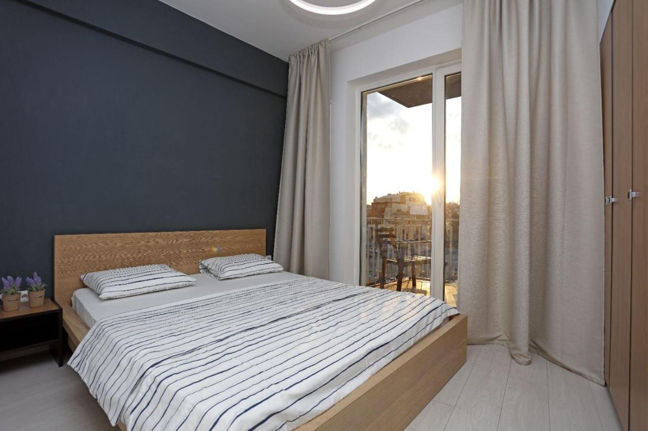 2 Bedroom With Amazing View In Center * Bucharest