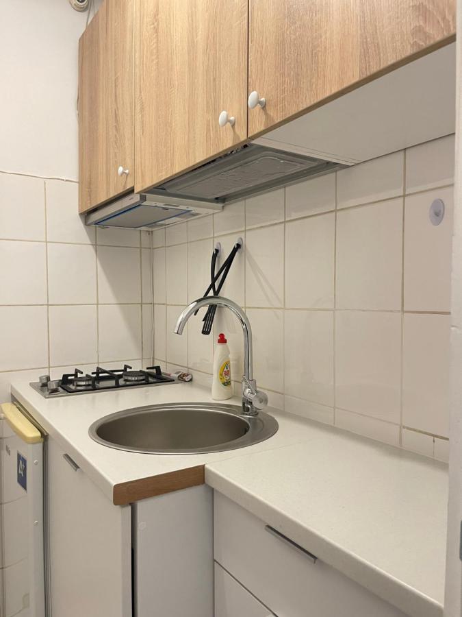 Apartment Super And Homey *