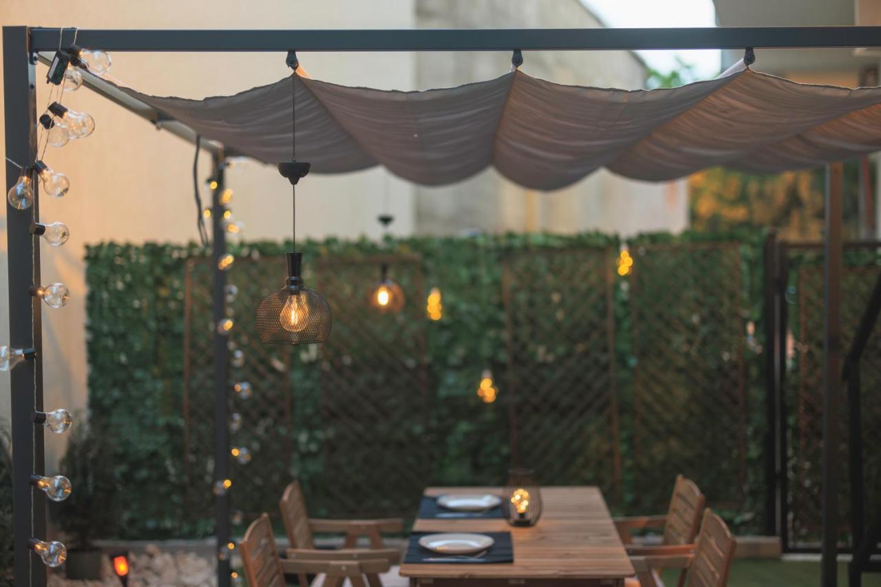 Downtown Hidden Garden With Jacuzzi In Apartment *