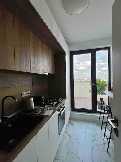 Elysium Core Apartament *