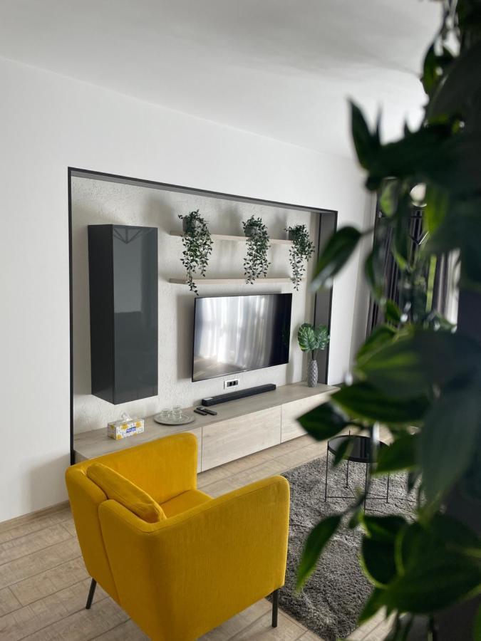 Chanttal Luxury - * Bucharest