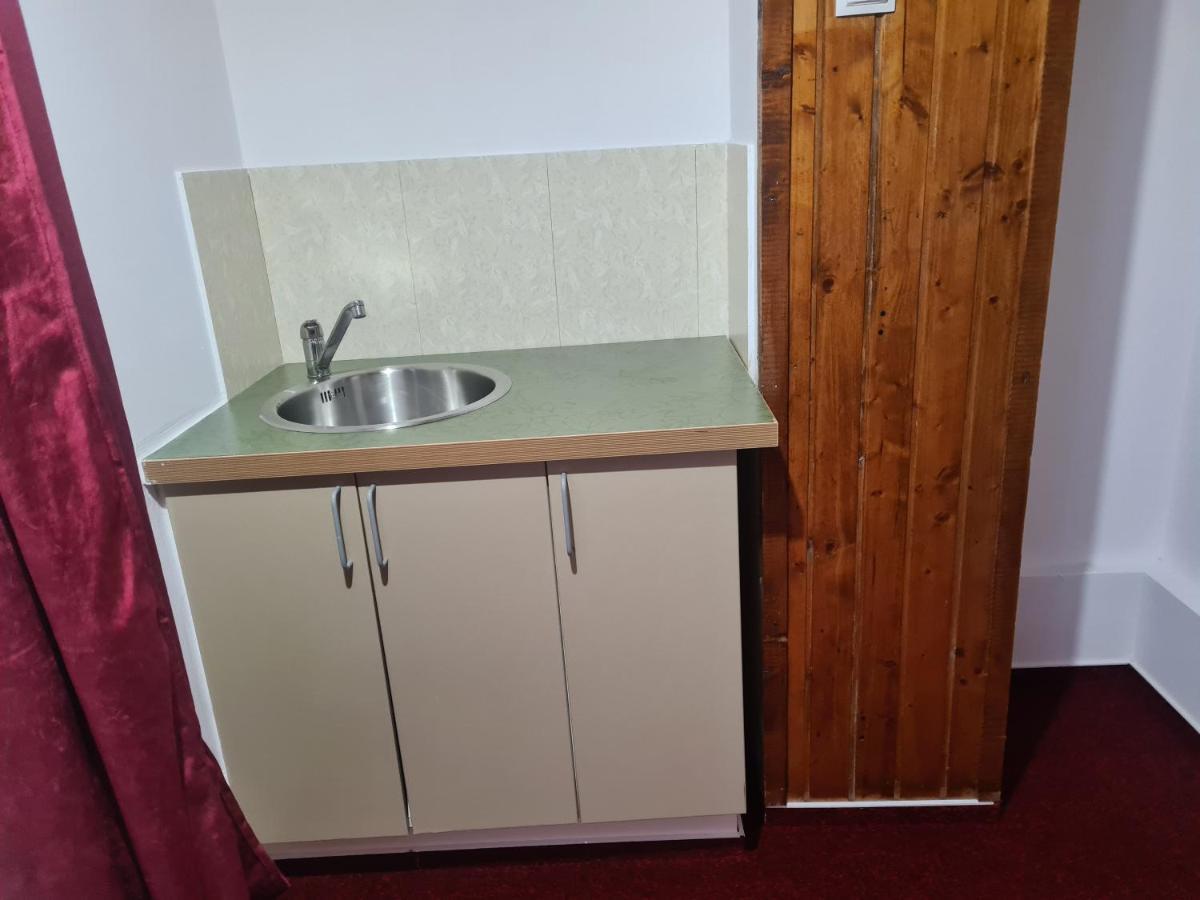 Karma Coffe&room's Guest house Bucharest