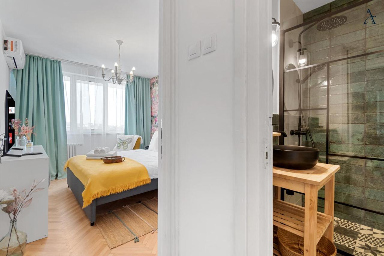 Apartament 1bdr Perla 225 *