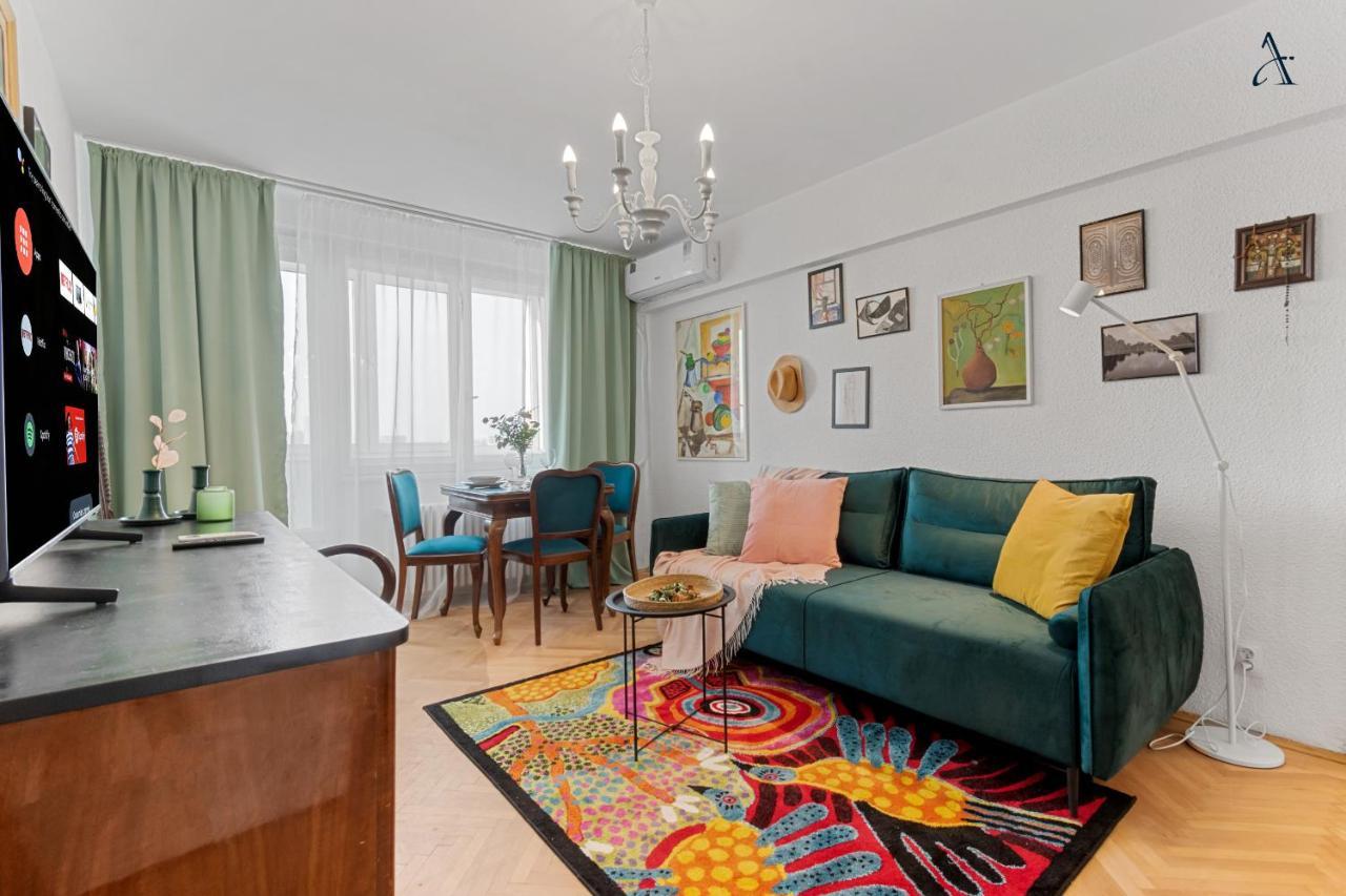 Apartament 1bdr Perla 225
