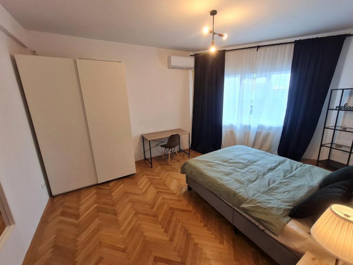 Apartament Full Service Super-central 3br & Balcony By Bucharent *