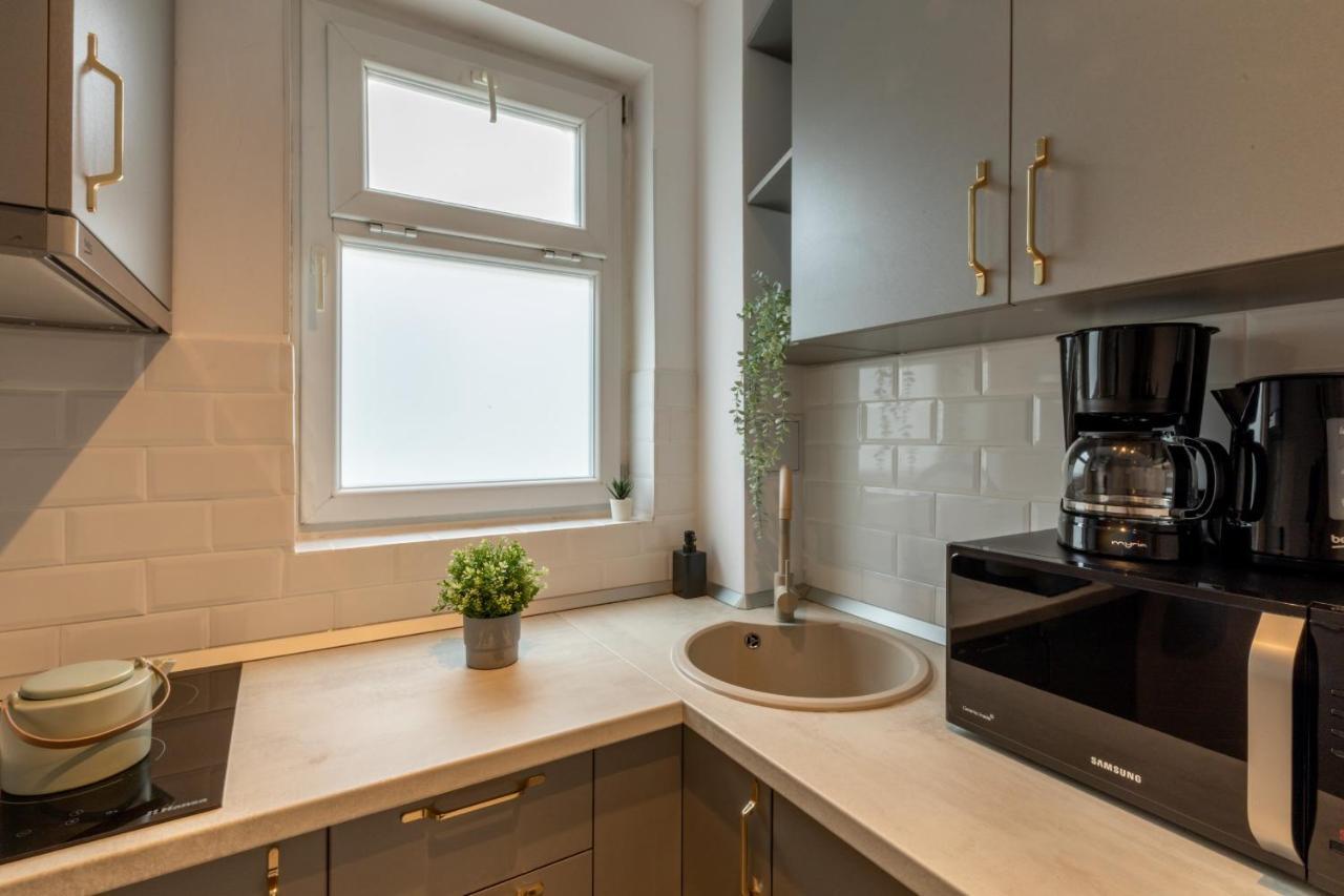 Apartment Urban Haven: 2br In Center *