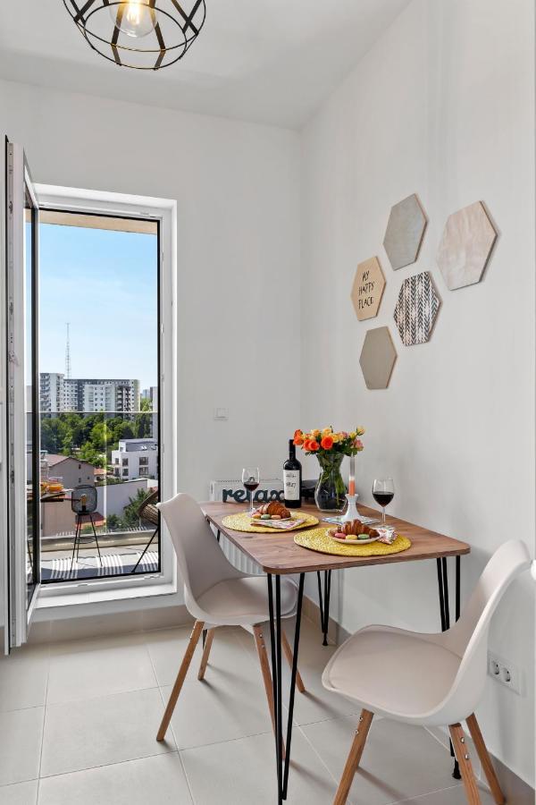 Apartment Artistry - Harmony In 1br