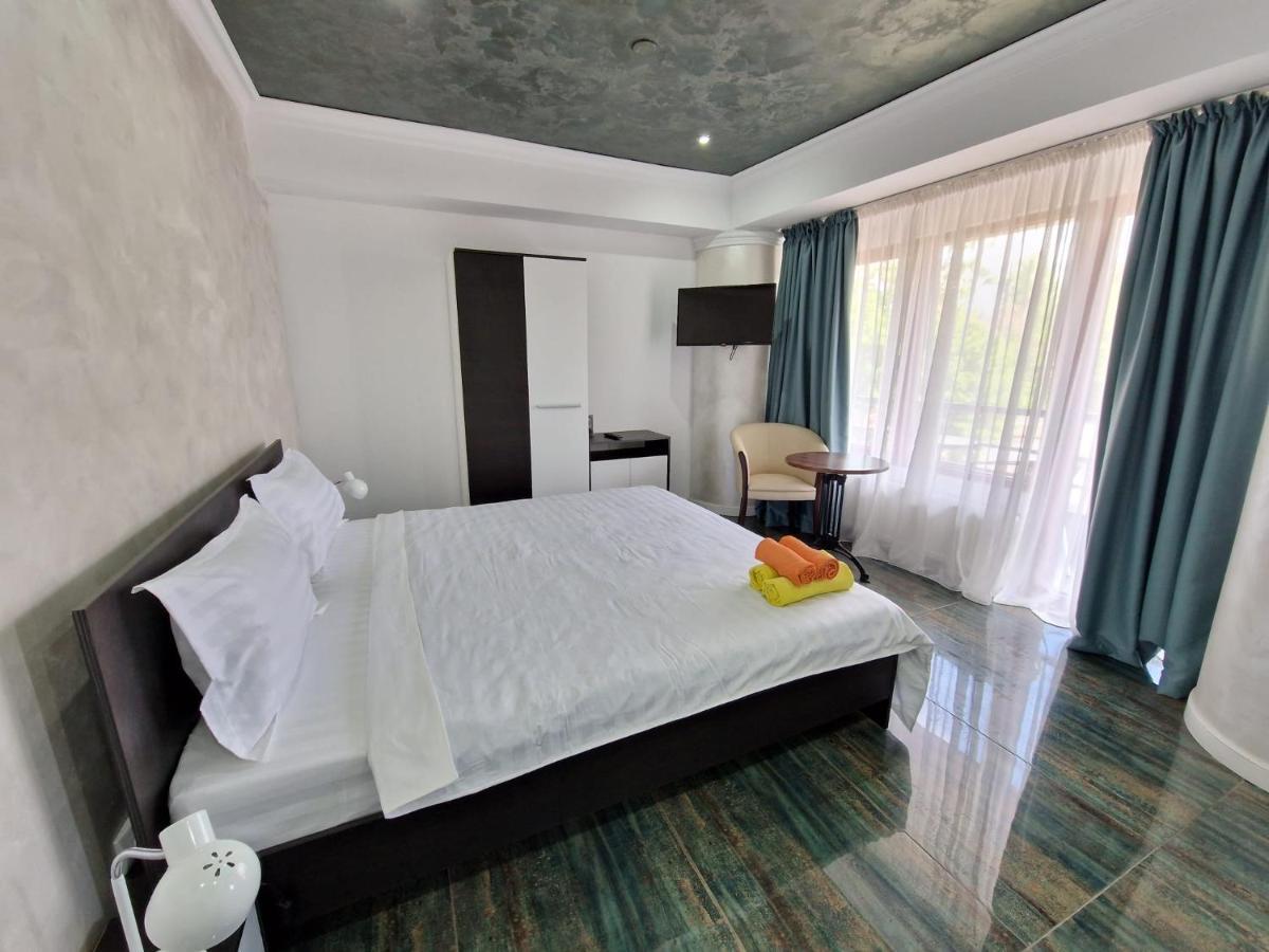 Kpm Downtown Apartment