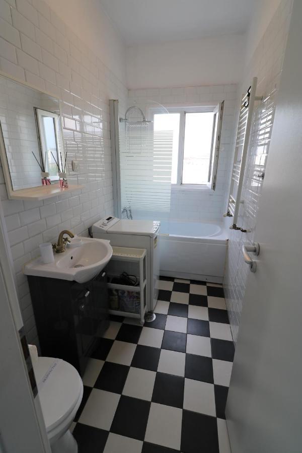Apartment Serenity Heights Apartment: A Panoramic Haven Near Old Town - Free Minibar *