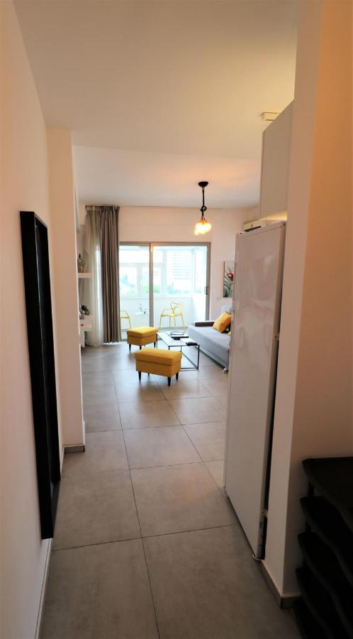 Serenity Heights Apartment: A Panoramic Haven Near Old Town - Free Minibar * Bucharest