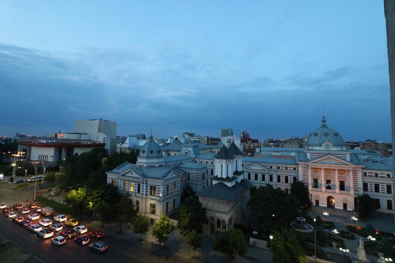 Serenity Heights Apartment: A Panoramic Haven Near Old Town - Free Minibar Apartment