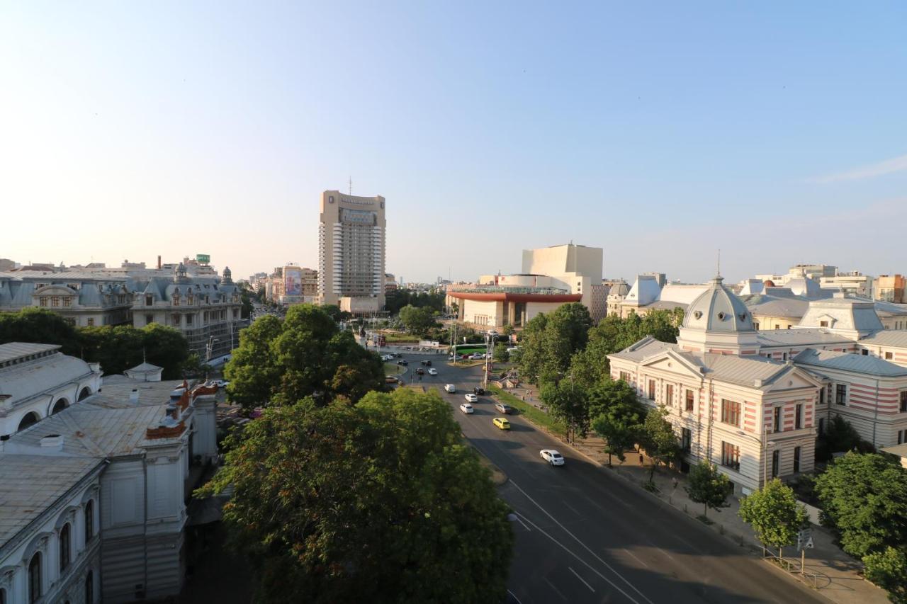 Serenity Heights Apartment: A Panoramic Haven Near Old Town - Free Minibar * Bucharest