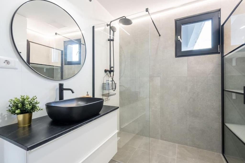 Superb Views 3br Midtown Flat - 3 Balconies Bucharest