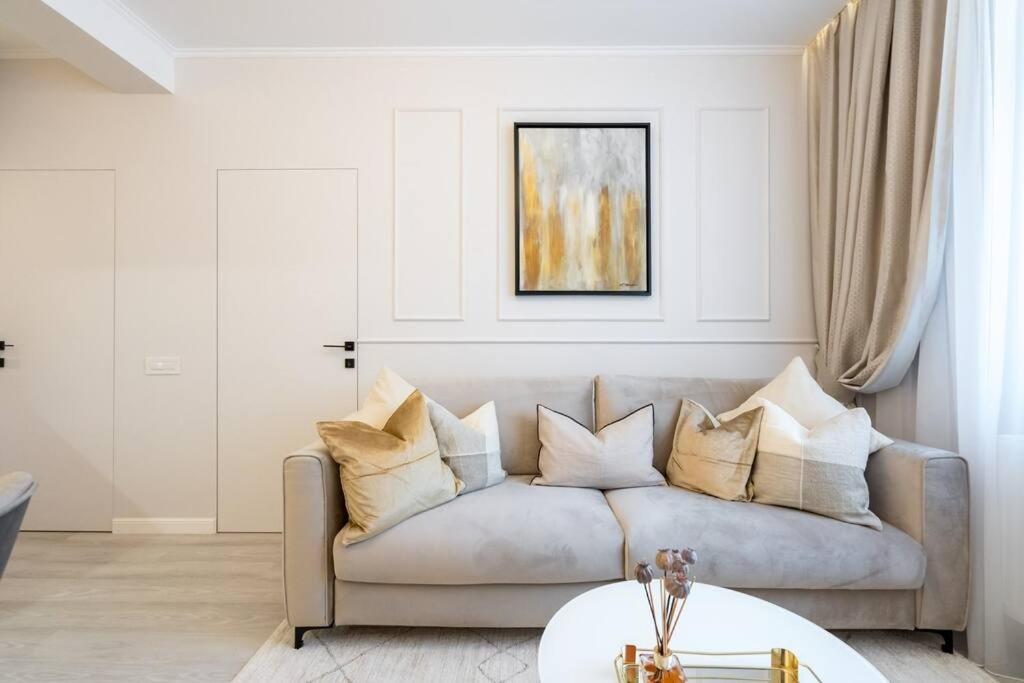 Apartment Stylish 2br Vilacrosse Passage - Netflix