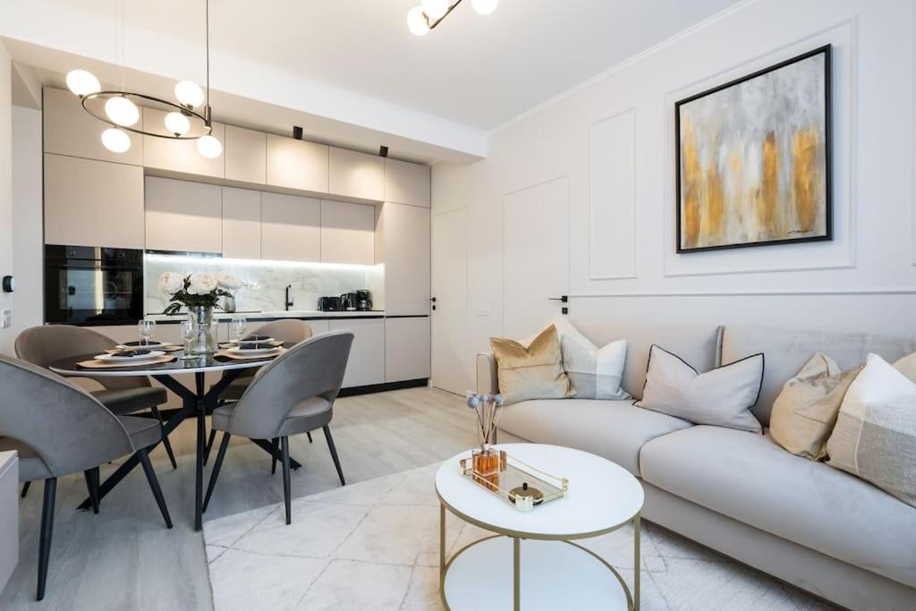 Stylish 2br Vilacrosse Passage - Netflix