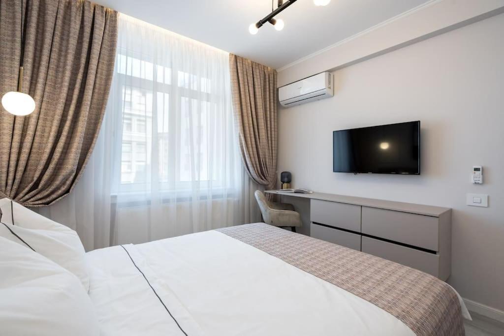 Stylish 2br Vilacrosse Passage - Netflix Apartment Bucharest