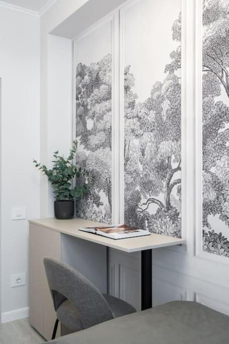 Stylish 2br Vilacrosse Passage - Netflix Apartment Bucharest