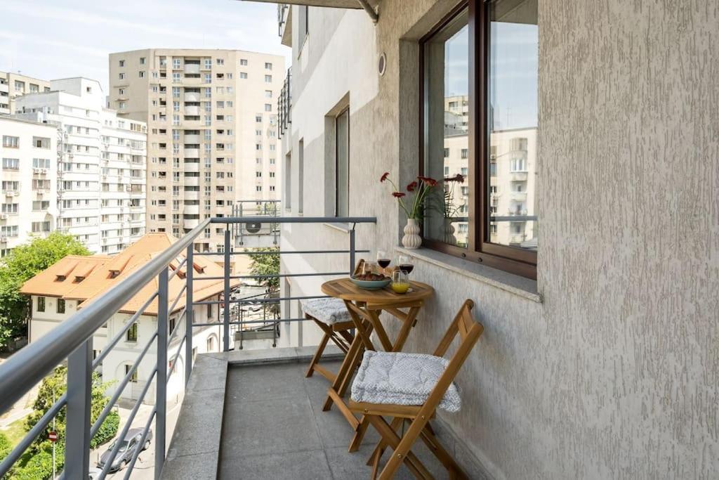 Apartament Bright 1br Flat - New Midtown Building + Terrace