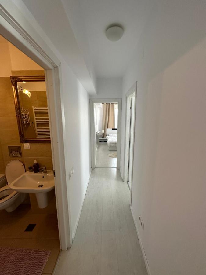 Apartament Mihai Bravu Bucureşti