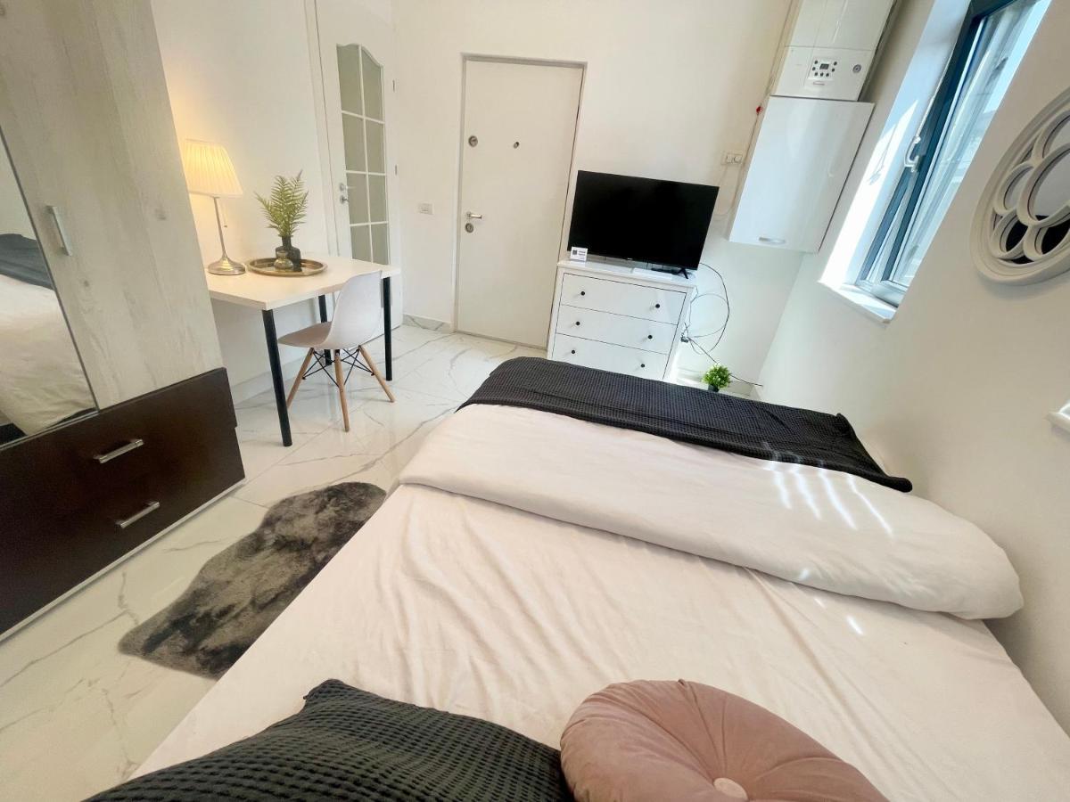 Cozy Near Park Apartment