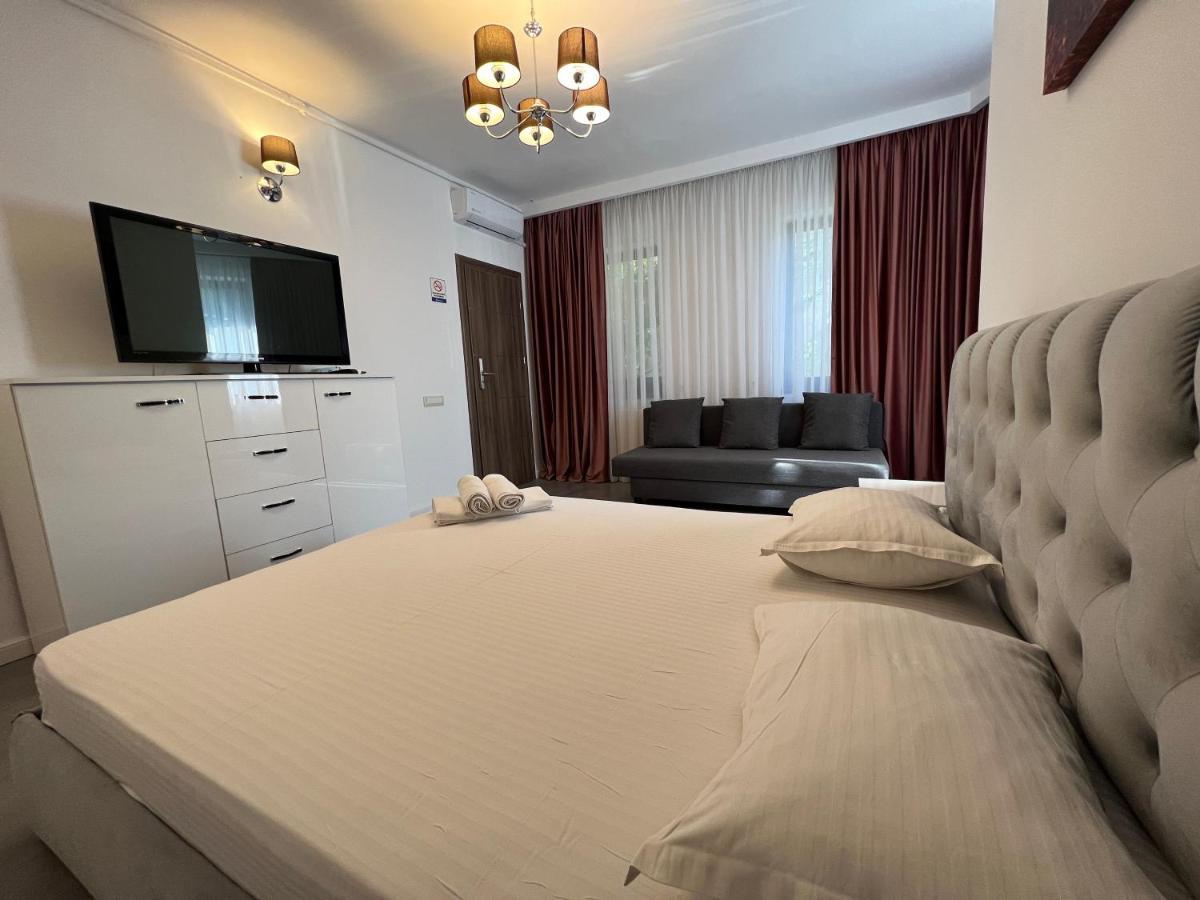 Guest house Center By Acme Rent Bucharest