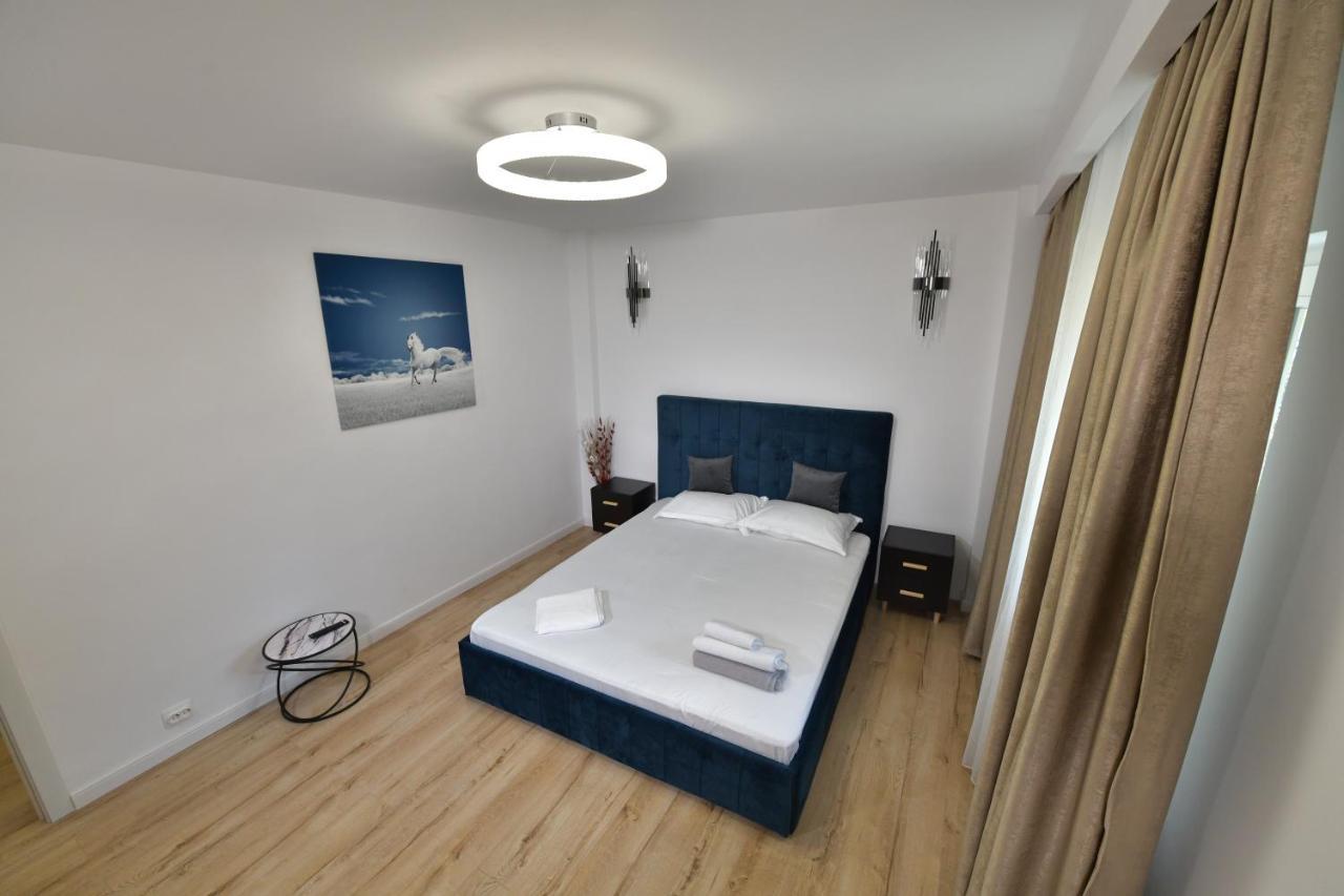Apartment Luxury Studio / Ghencea *
