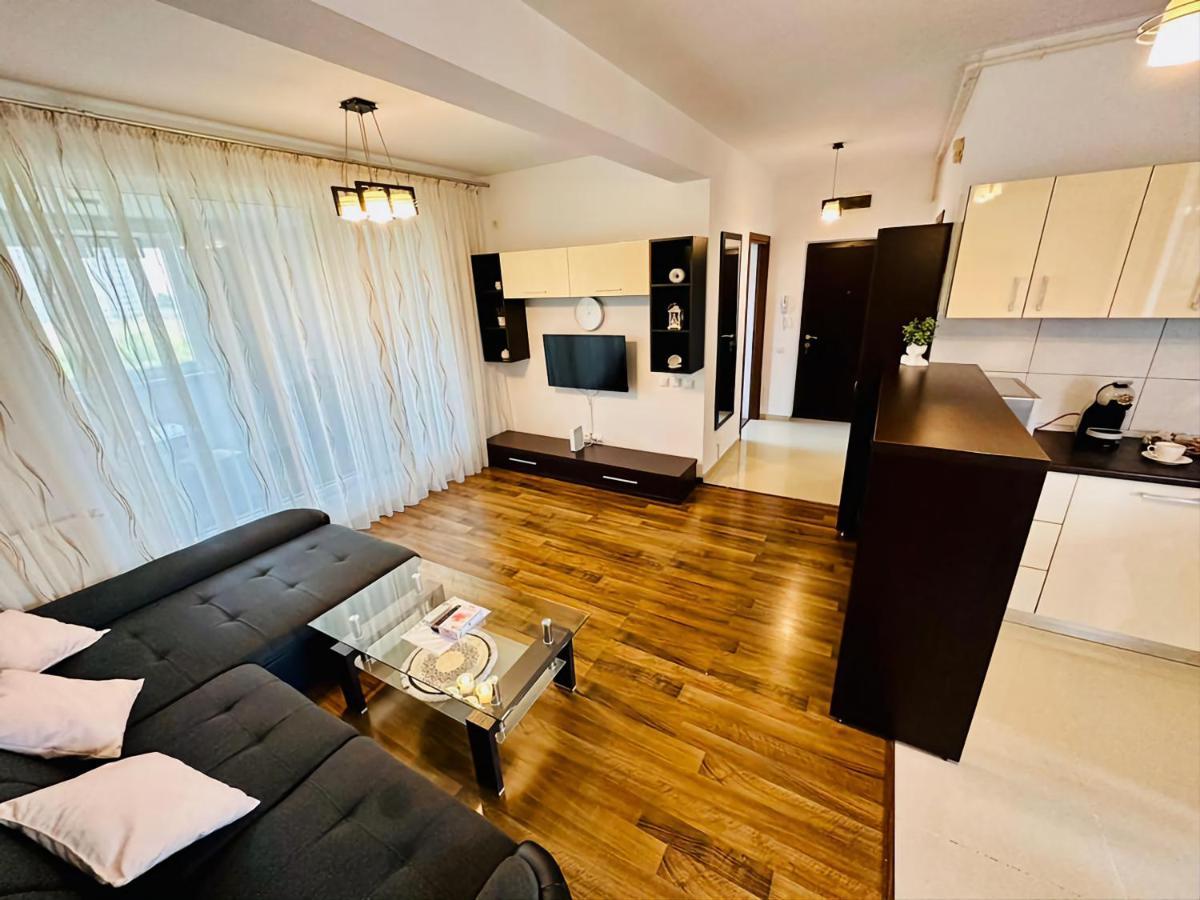 Moon Modern Apartment *