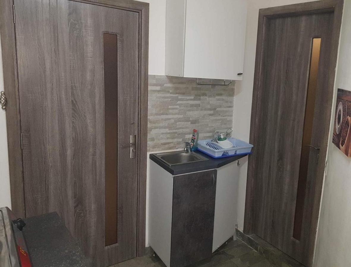 Apartament In Near North Station Bucureşti