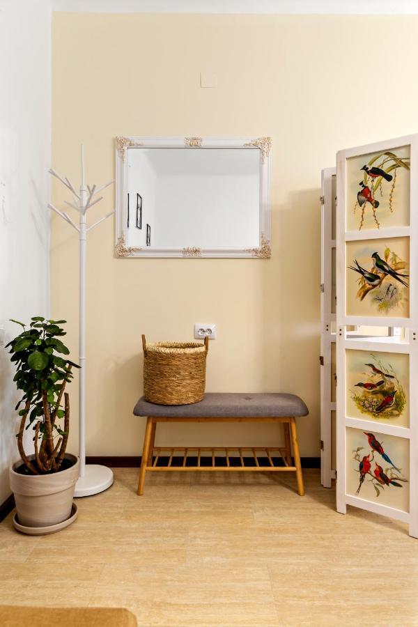 Upscale Studio, Walking Distance From The Old Town Apartment