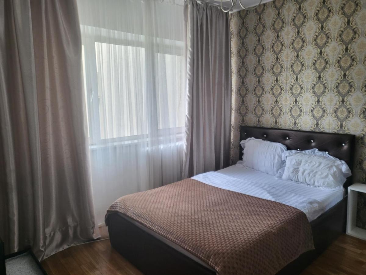 Cu 3 Chiar In Inima Capitalei