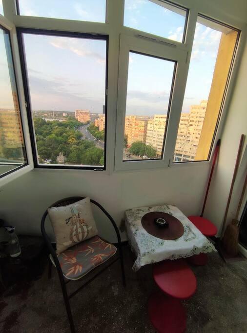 Apartment And Park View Bucharest