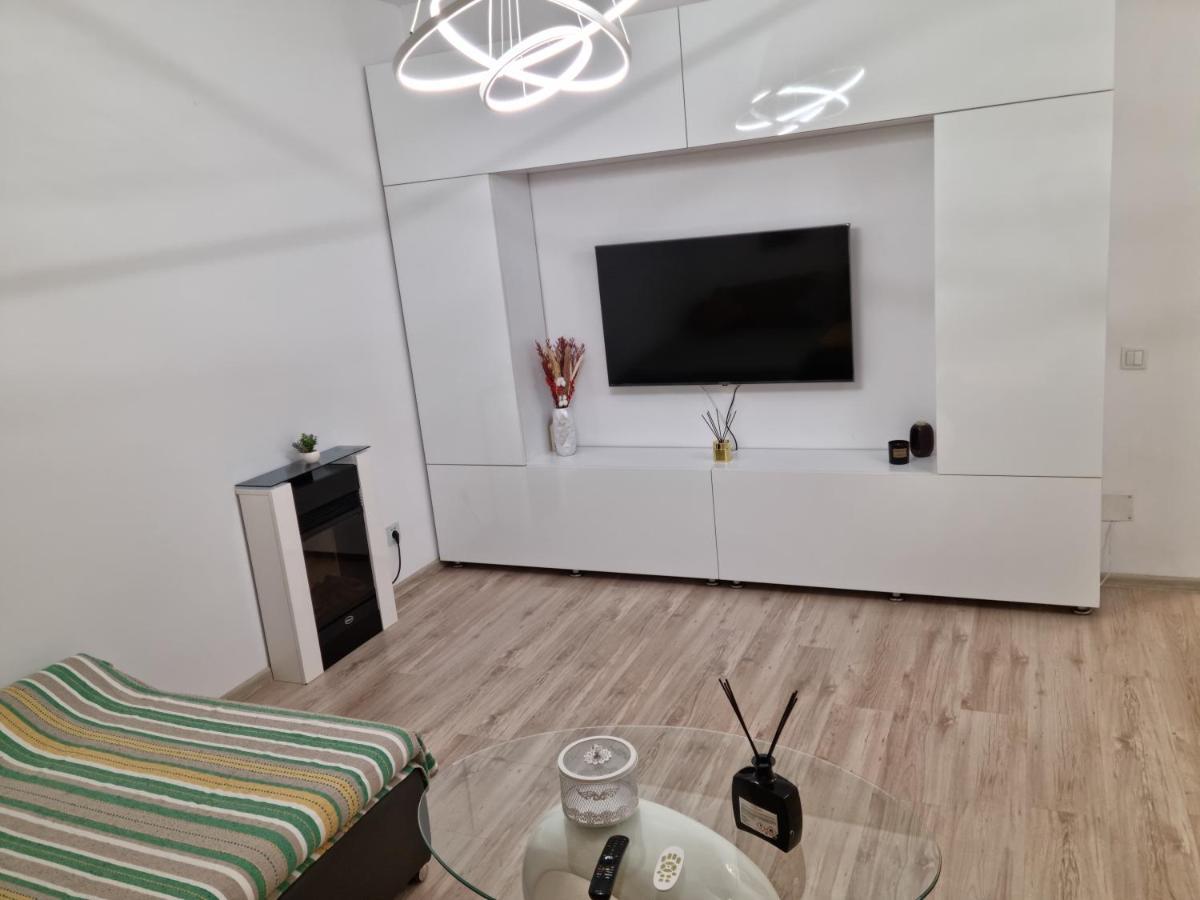 25 Luxury