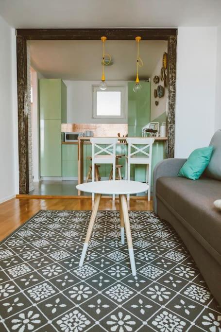 Apartament Old Town Boutique Bucureşti