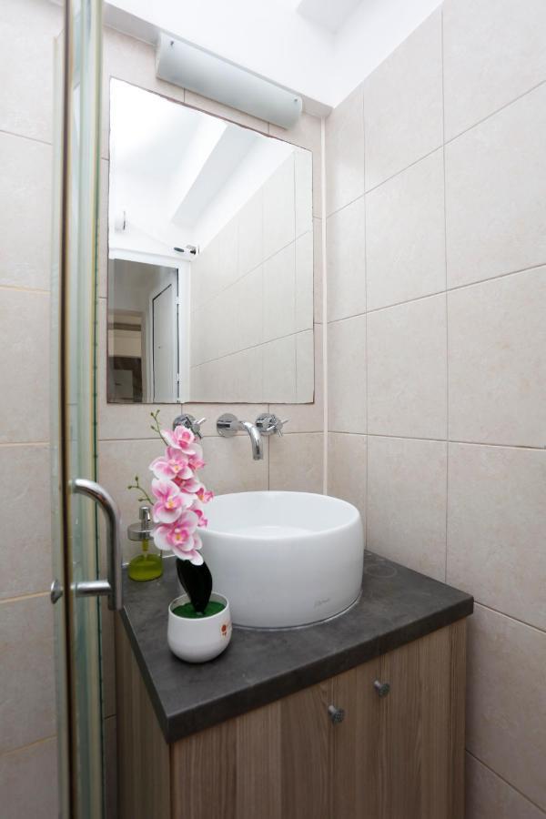 Calea Victoriei Peaceful Oasis Apartment *