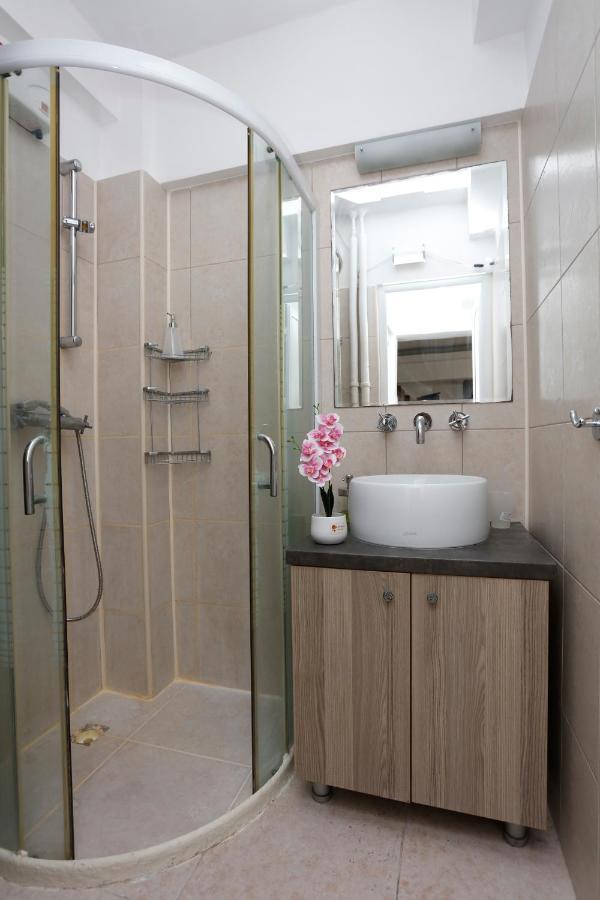 Apartment Calea Victoriei Peaceful Oasis