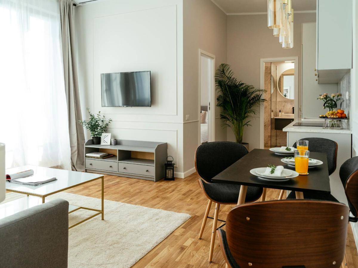 Bright 2br Flat - Palace Hall - Charming Balcony * Bucharest