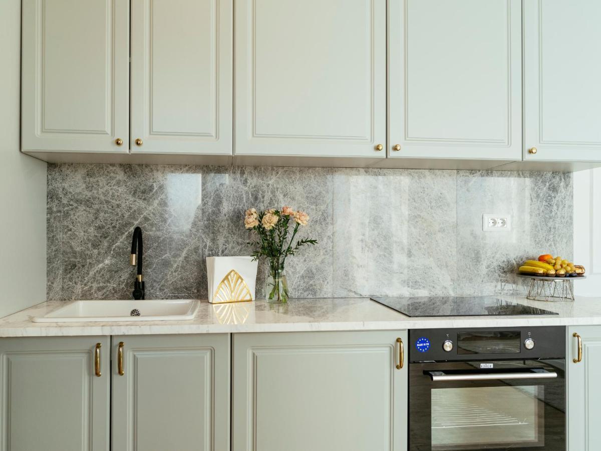 Bright 2br Flat - Palace Hall - Charming Balcony *