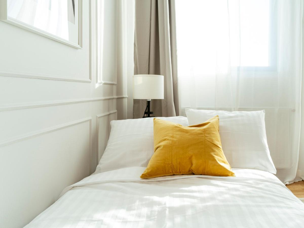 Apartment Bright 2br Flat - Palace Hall - Charming Balcony *