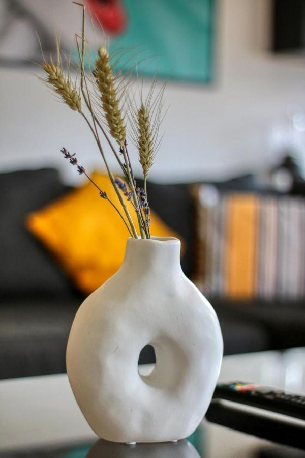 Apartment Charm *