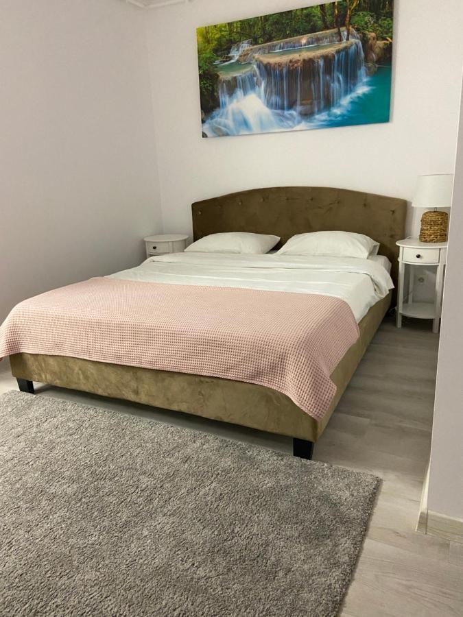 Apartment Studio Hils Pallady Bucharest