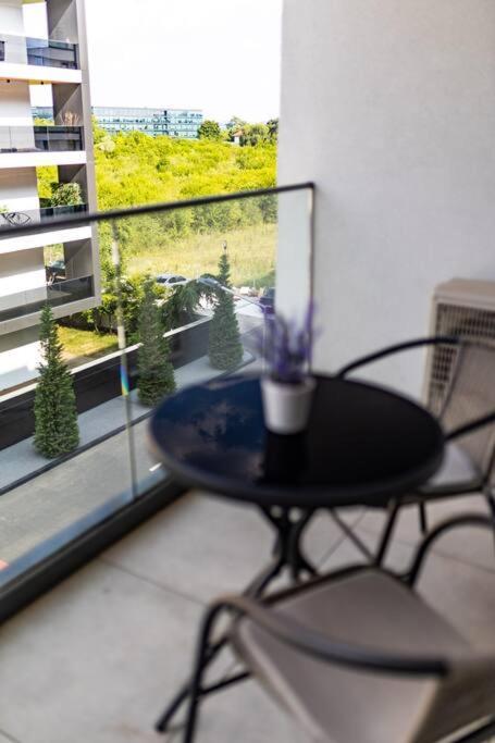 Forest Exclusive Apartment-1br *