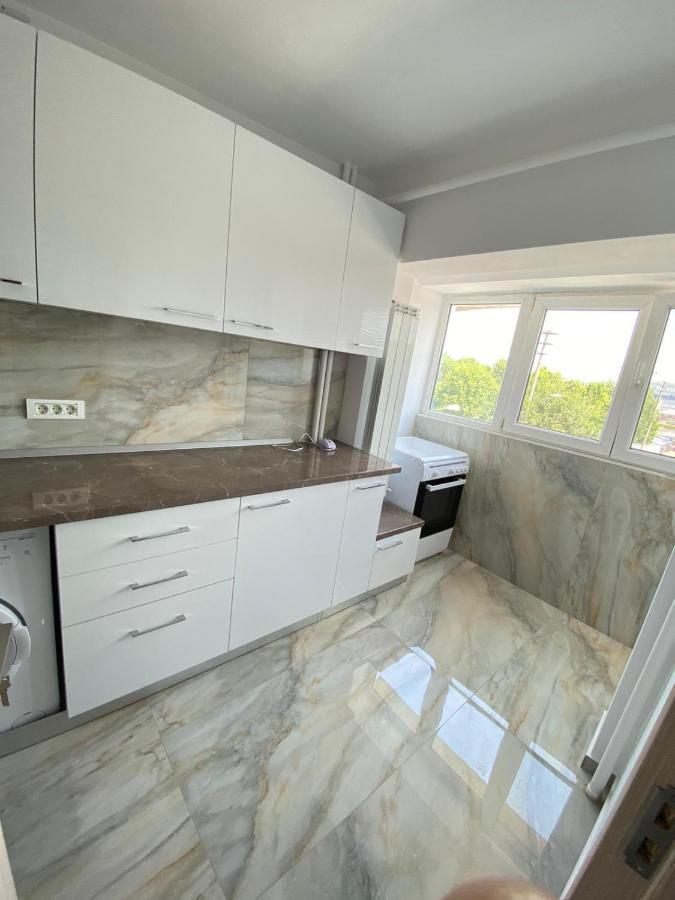 Marble Center Apartment