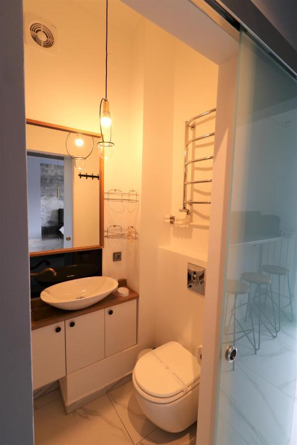 Deluxe Skyline Retreat - Old Town Bucharest