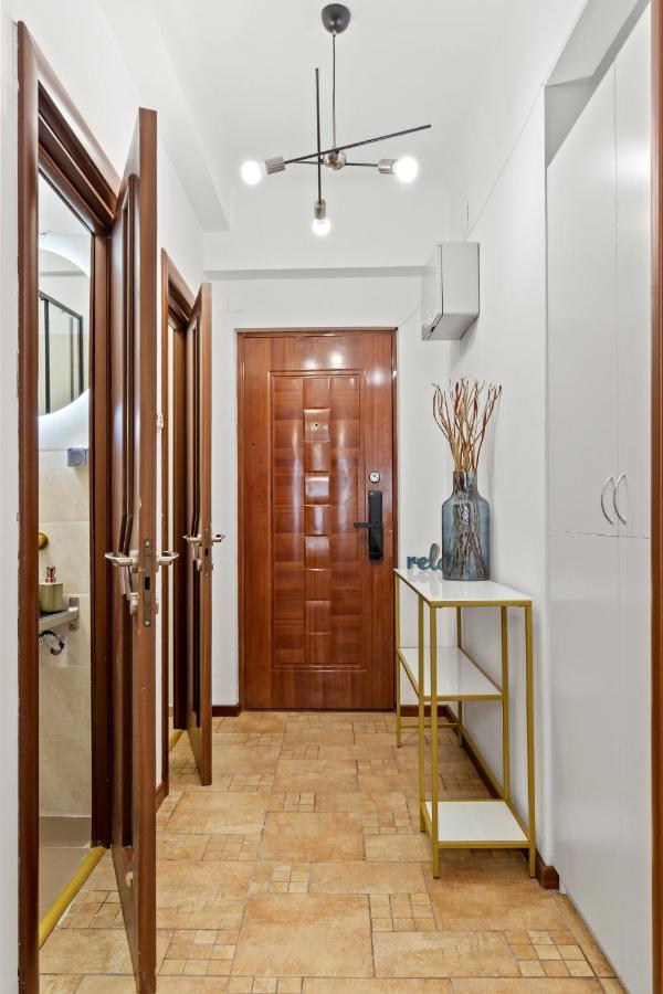 Upscale Studio, Walking Distance From The Old Town Apartment *