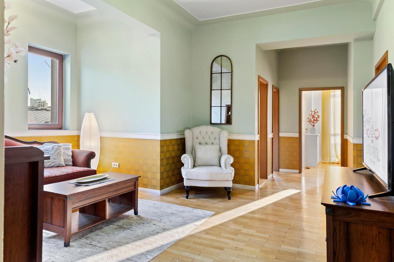 City Heart Retreat Elegant Apartment Bucharest
