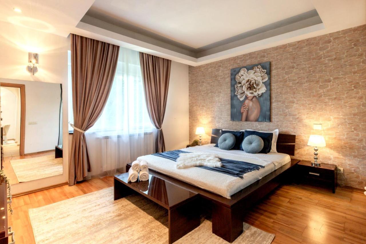 Apartment 1br With Jacuzzi Near Herastrau: Ideal Getaway