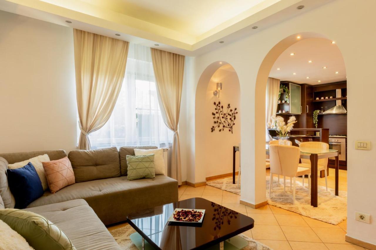 1br With Jacuzzi Near Herastrau: Ideal Getaway * Bucharest